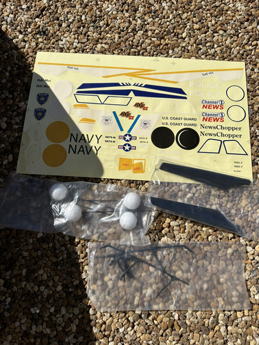 Heli Max AXE EZ Pre-Built Radio Controlled Helicopter In Box - Picture 24 of 24