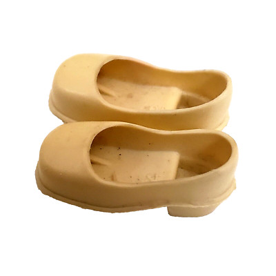 Vintage Marx Sindy Doll Pair of Tan Cream Court Round Toe Shoes