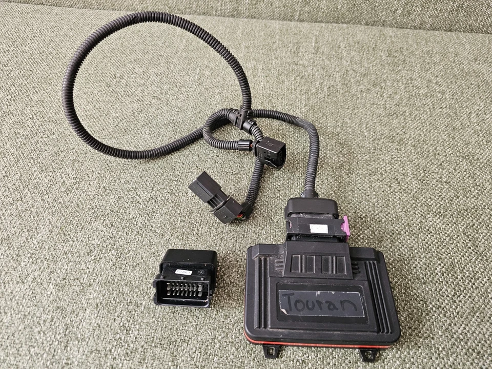 Tuningchip für VW Touran Chiptuning Box mit Anschlußkabel 2,00 TDI 103 KW/140 PS - Bild 3 von 3