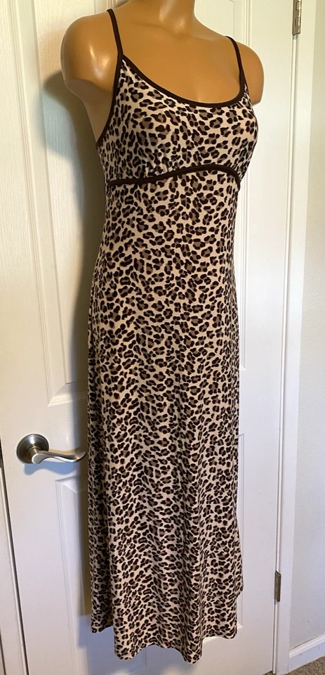 GILLIGAN & O'MALLEY LEOPARD PRINT JERSEY KNIT LONG NIGHTGOWN SZ S - Image 3 of 4