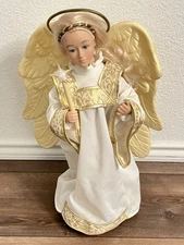 Vintage Holiday Creations 24” Angel With Lighted Star