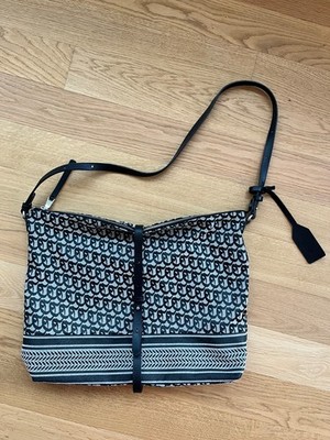 Lala Berlin Umhängetasche, Lala Berlin Bag  (Masse: 48 x 37 x 7 cm)
