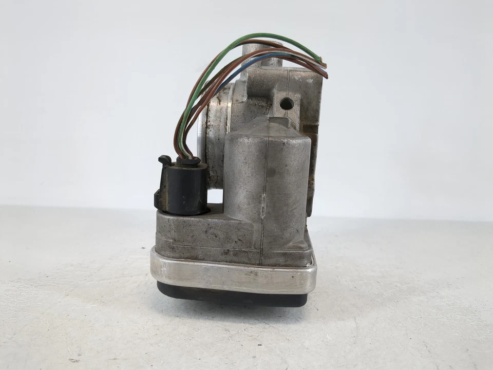 Land Rover Freelander 2002-2005 carrocería del acelerador UHDMZ Foto 4 de 4