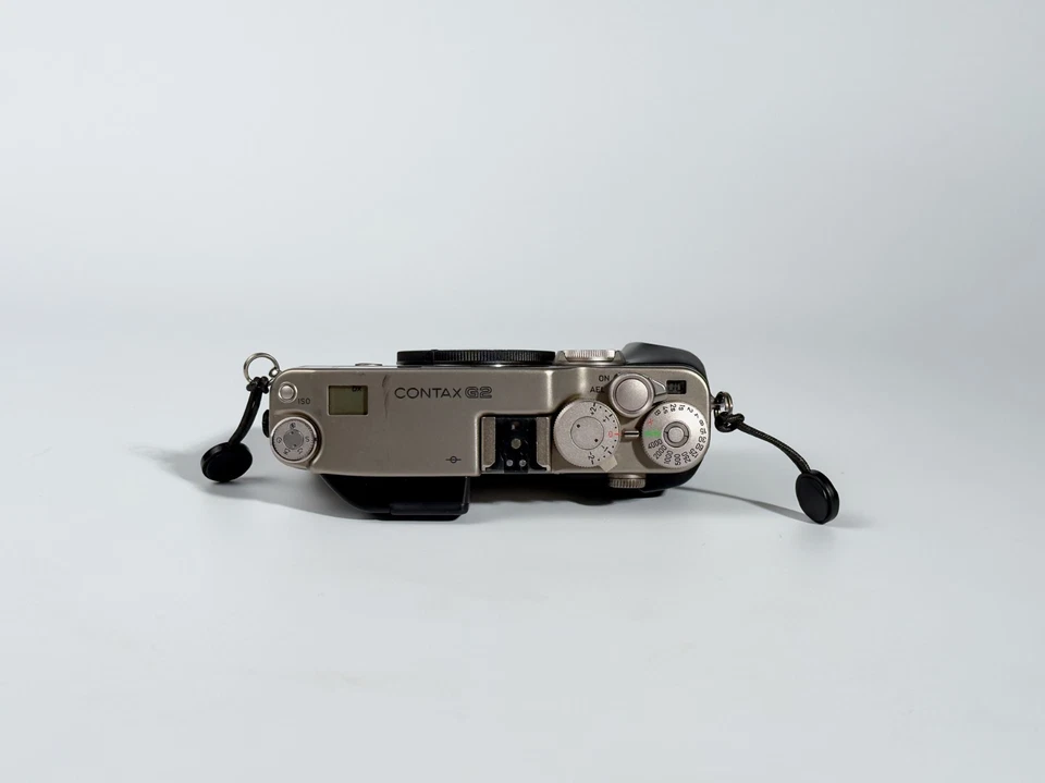 Cámara fotográfica telémetro Contax G2 35 mm - solo cuerpo, titanio Foto 4 de 4
