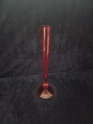Whitefriars Bettvase 9485 rubinrote Glasknospenvase von Geoffrey Baxter 26 cm