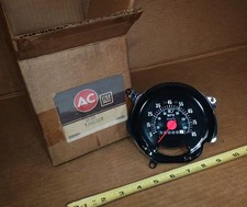 Nos Gm 83 84 85 86 87 Chevy Gmc Pickup Truck Blazer Suburban Speedometer Gauge