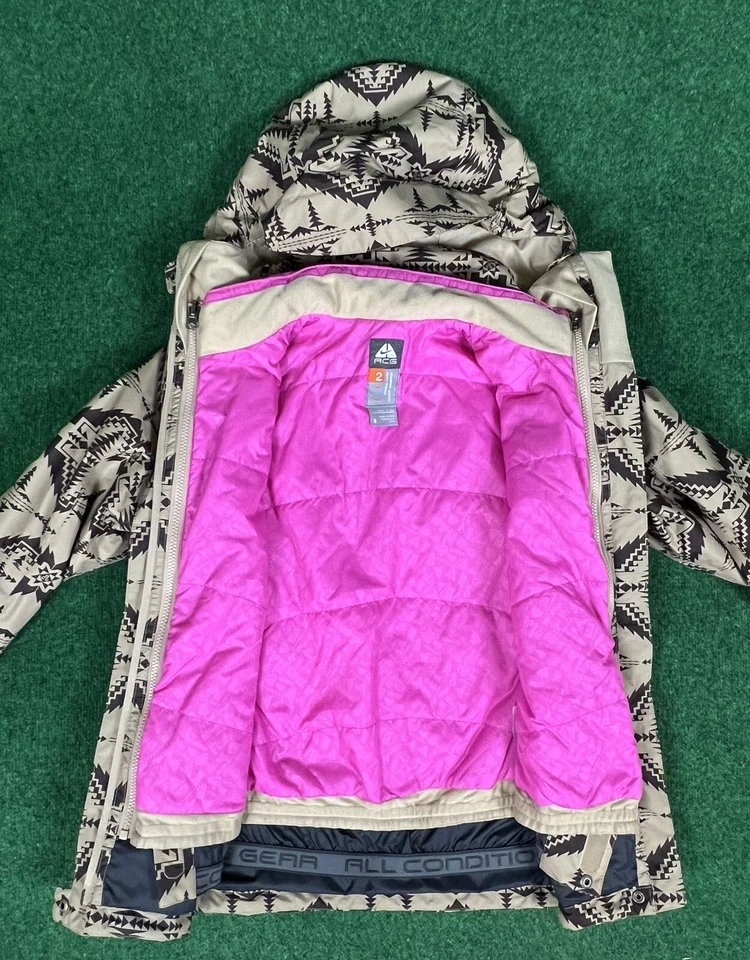 Chaqueta Rara Nike ACG X Pendleton Azteca Nivel 2 Y 3 Talla Pequeña Foto 3 de 4