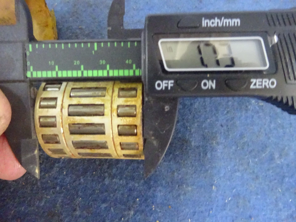 Rodamientos de motor de cabeza plana Harley Knuckle Pan de colección de 3 piezas en retenedor de aluminio Foto 2 de 4