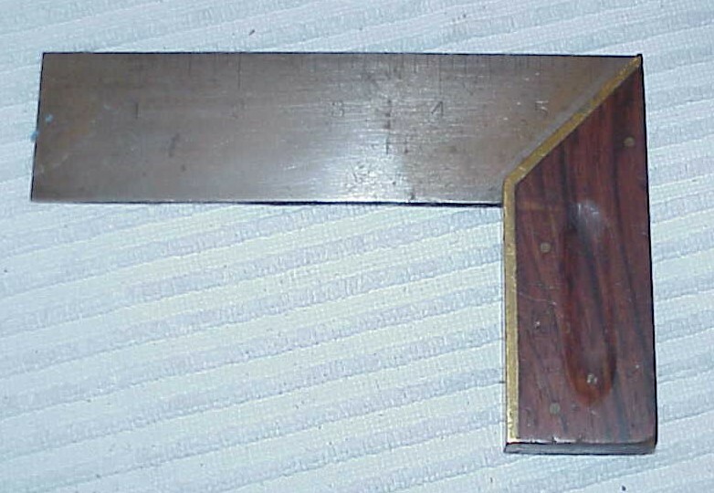 Photo 2/4