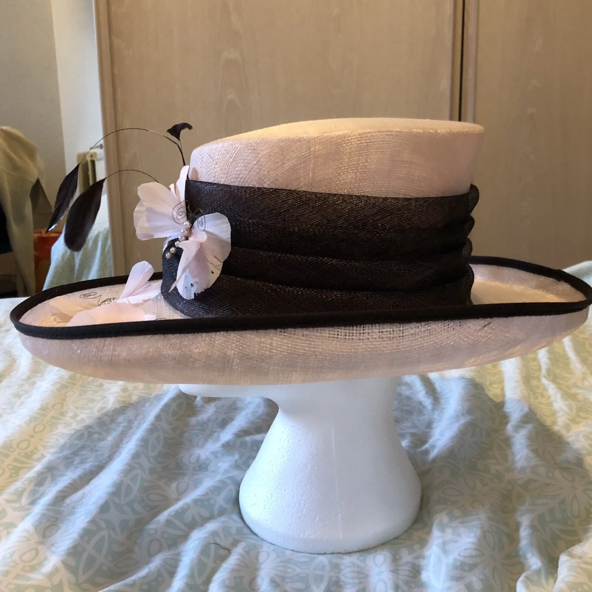 Ladies cream wedding hats outlet