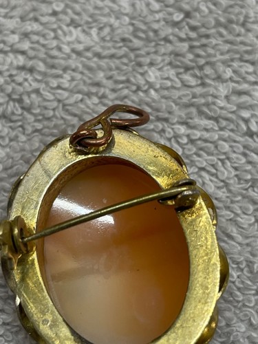 Cameo Pair Brooch Pin and one could also be a Pendant Vintage Pair see pics - Picture 18 of 18