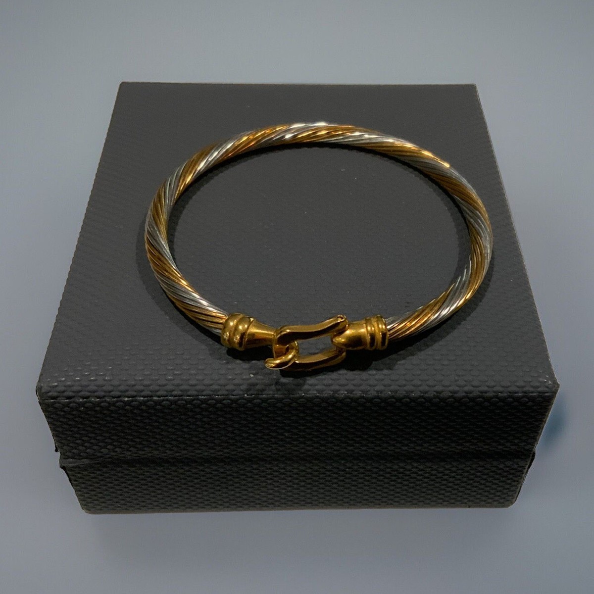Classic Cable Bracelet Bangle Hook Closure Gold & Silver Tone SZ 6