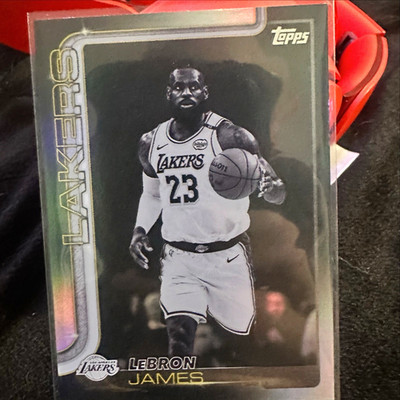 2025-26 Topps Blackout Basketball LeBron James #150 Los Angeles Lakers