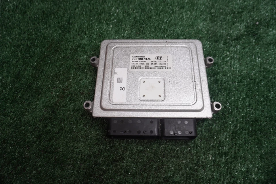 2016 2017 HYUNDAI TUCSON 1.6L ENGINE CONTROL MODULE ECM TCU OEM 954402D720 - Image 3 of 4