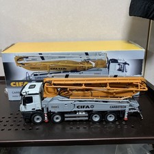 NZG 1/50 Mercedes-Benz AROCS 4151 CIFA K47H Cement Pump Heavy Opened Damage