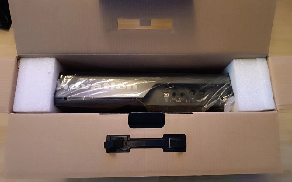 Novation Impulse 25 USB MIDI Keyboard - Bild 4 von 4