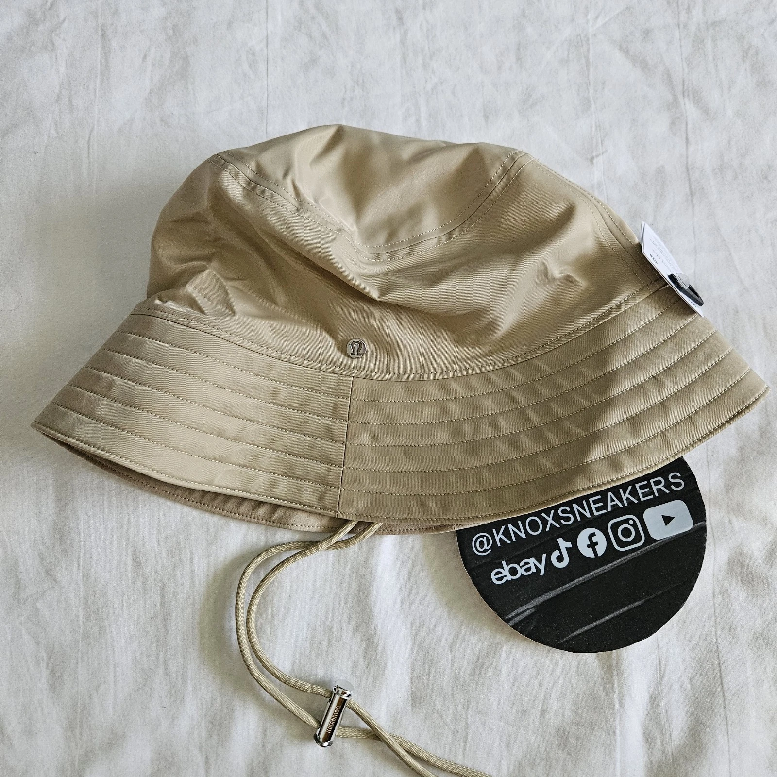 Lululemon Nylon Bucket Hat TRNH Trench Brown Adult Size S/M
Opens in a new window or tab
