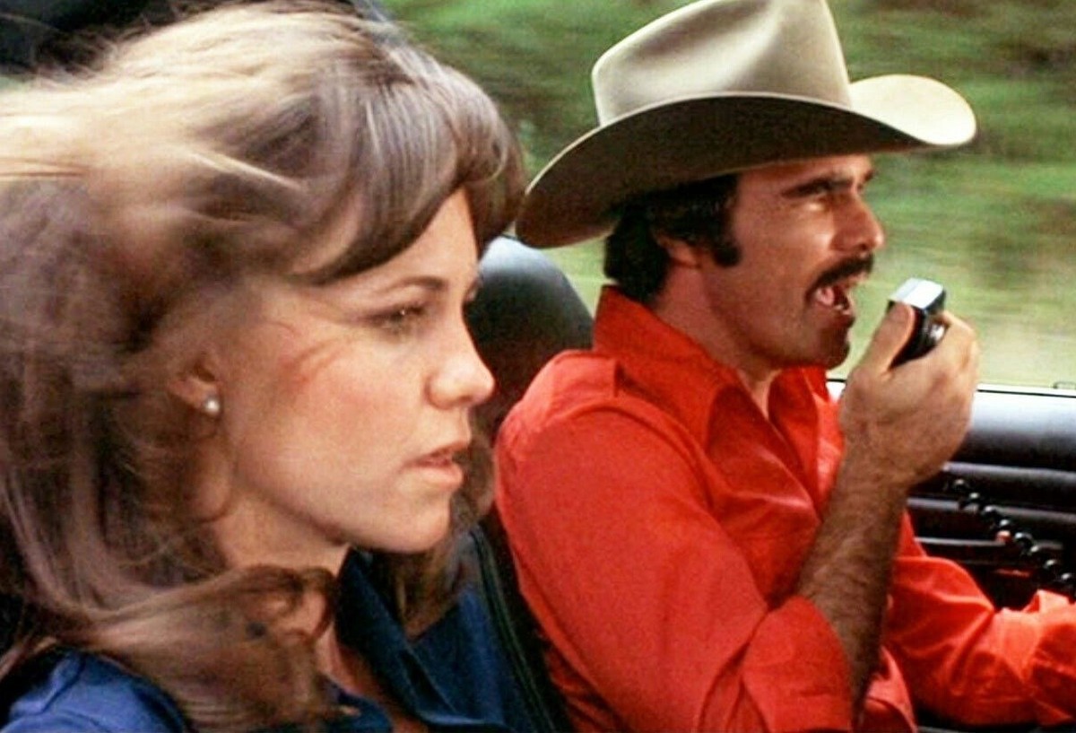 Burt Reynolds & Sally Field in Smokey & The Bandit Movie Photo Print 5"x 7"  | eBay