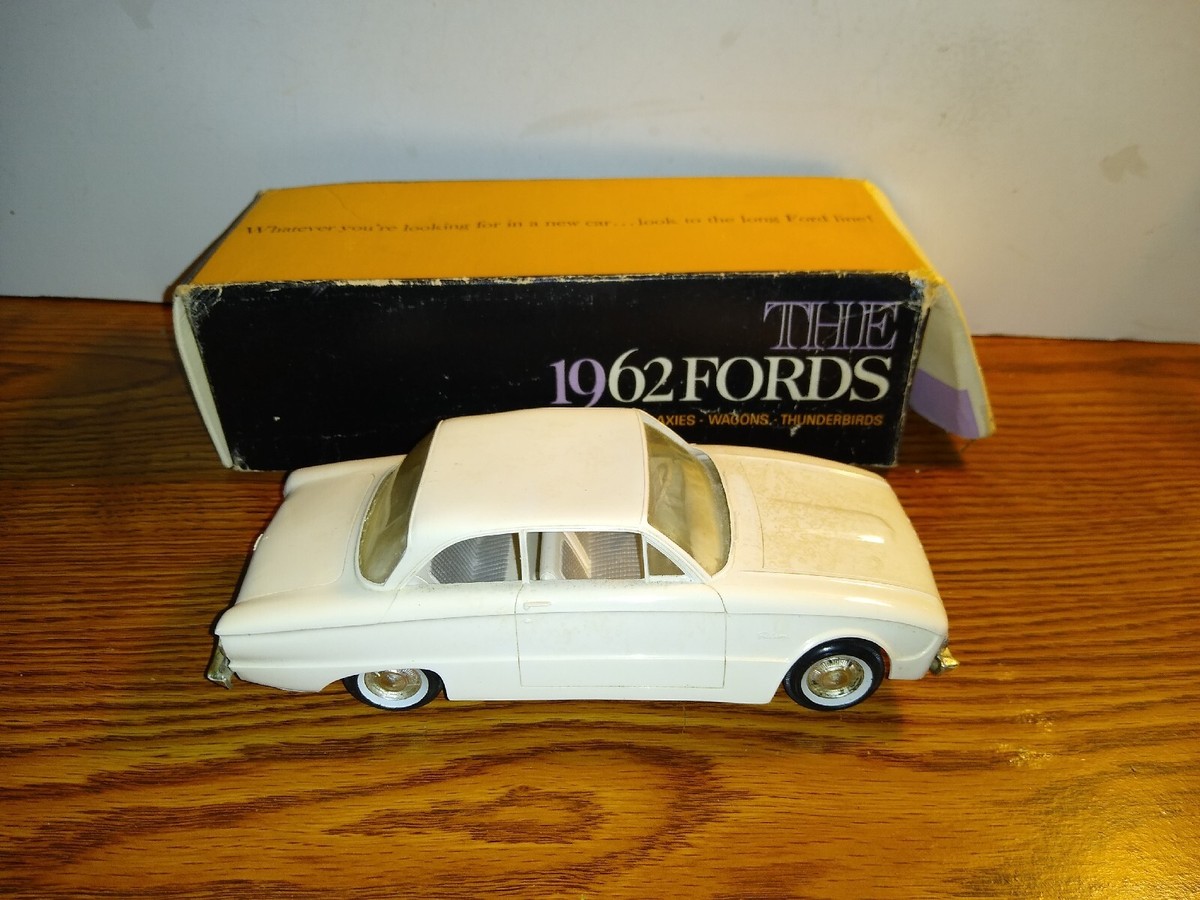 Vintage 1960s FORD FALCON FUTURA Dealer Promo Model Car