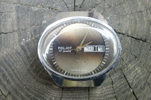 Vintage Poljot Chaika Stadium (Полёт Стадион) USSR 17 Jewels Mechanical Watch.