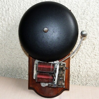 VINTAGE ELECTRIC DOOR FIRE ALARM BUTLER BELL 4-5 VOLTS DC LARGE HEAVY