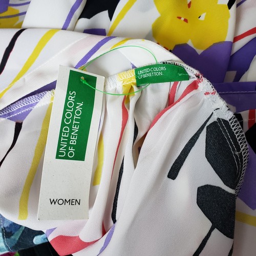 Top donna United Colors of Benetton con bottoni davanti taglia XS bianco rosso floreale - Foto 5 di 7