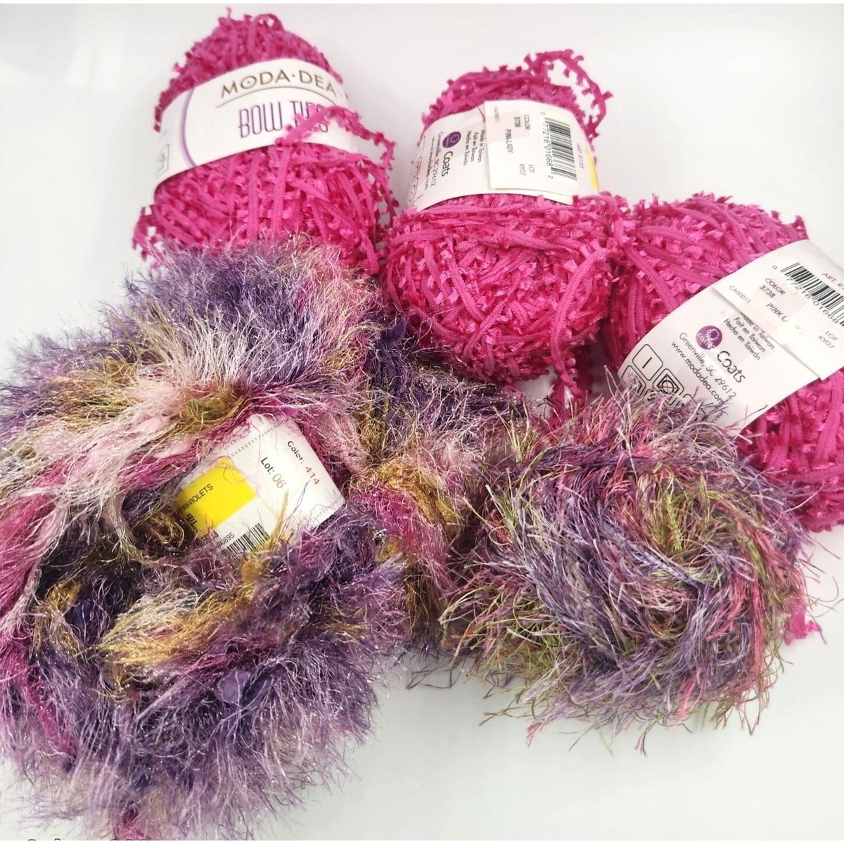 本を読む Yarn Lot Pink, Purple, Green for Crocheting, Knitting, Fiber Art