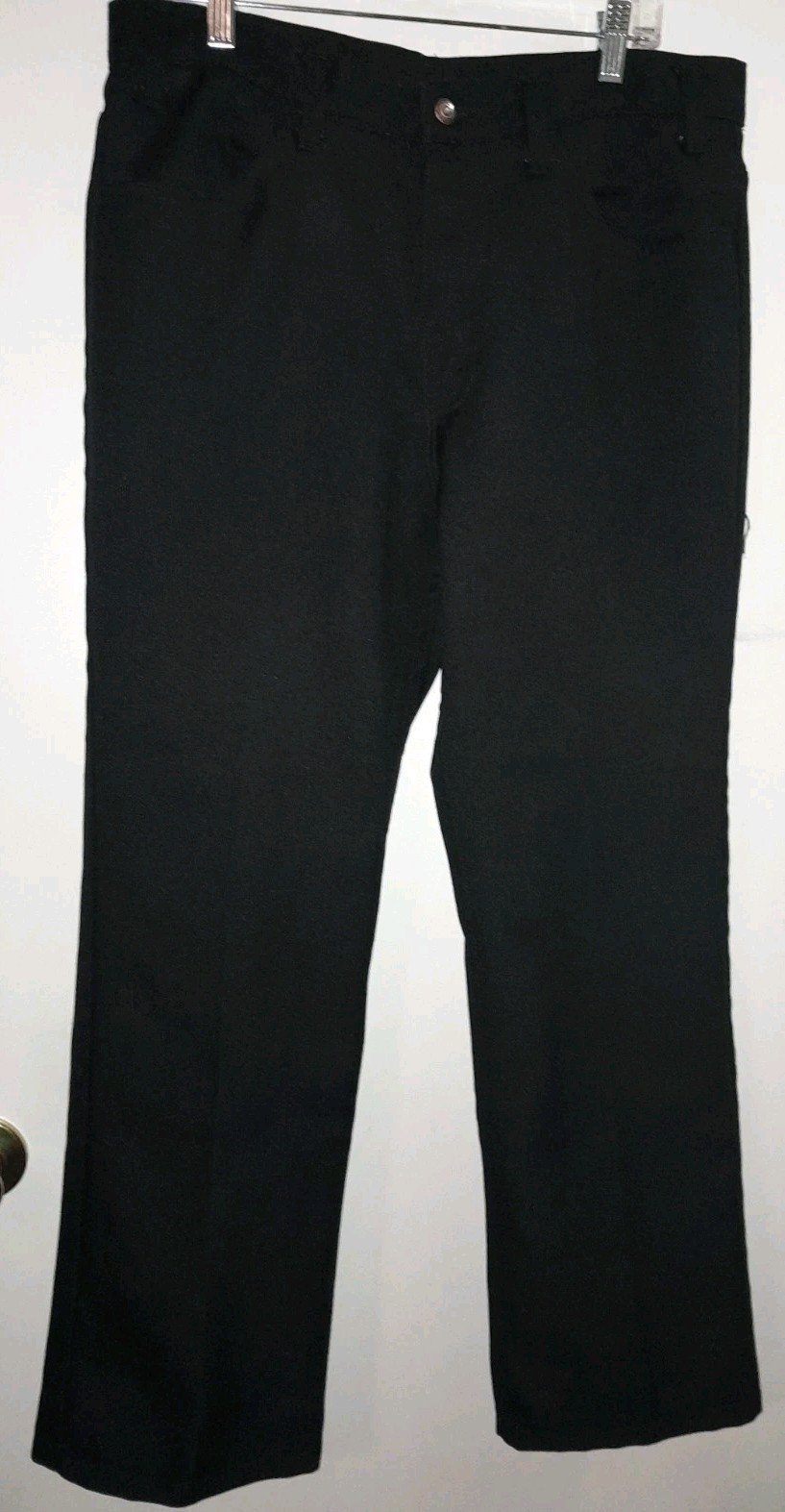 Levi's Men's Flat Front Solid Black Polyester Sz … - image 1