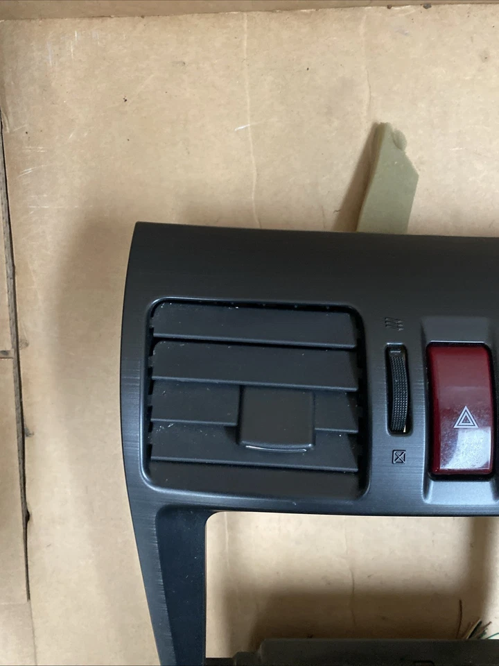 Subaru Forester 2014 2015 control de clima ventilación de CA cubierta de moldura emergencia 41625A Foto 2 de 4