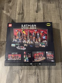 Brand New Lego Batman Gotham City 76271 - Rare Find