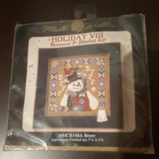 Vintage NOS Mill Hill Holiday VIII Buttoned Beaded Ornament Kit MHCB148A Brrrr