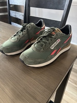 Reebok Aztec II Unisex Running Shoe Green/Orange/Beige. M 11 / W 12  New W/box