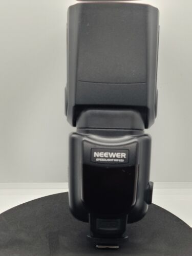 Neewer NW620 Speedlight Flash - Picture 4 of 9