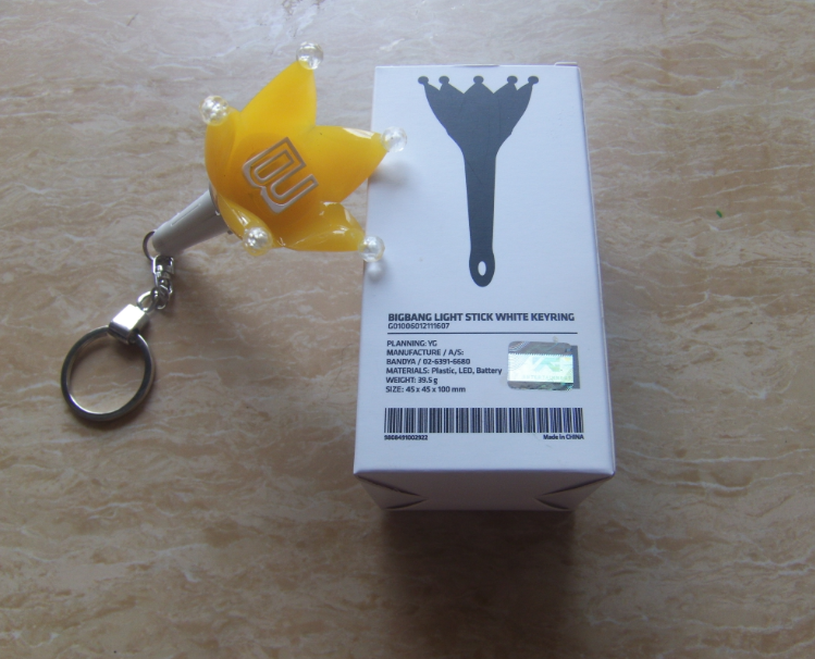 BIGBANG G-DRAGON Light Stick Keyring Glow LED Crown Hand Lamp