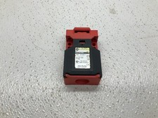 Allen Bradley 802F-S62PM8 Key Interlock Switch 6 A 400 DC / 10 A 300 AC 802F