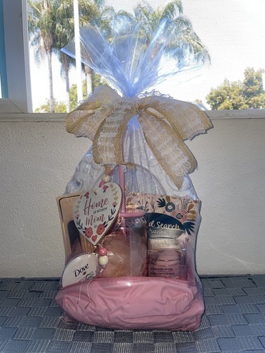 Spa Self Care Gift Basket for Women from Husband, Kids| Pink Floral 8pc Gift Set - Picture 6 of 7