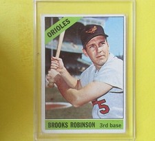 BROOKS ROBINSON  1966  VINTAGE  3rd. Base  Topps #390  Baltimore Orioles  