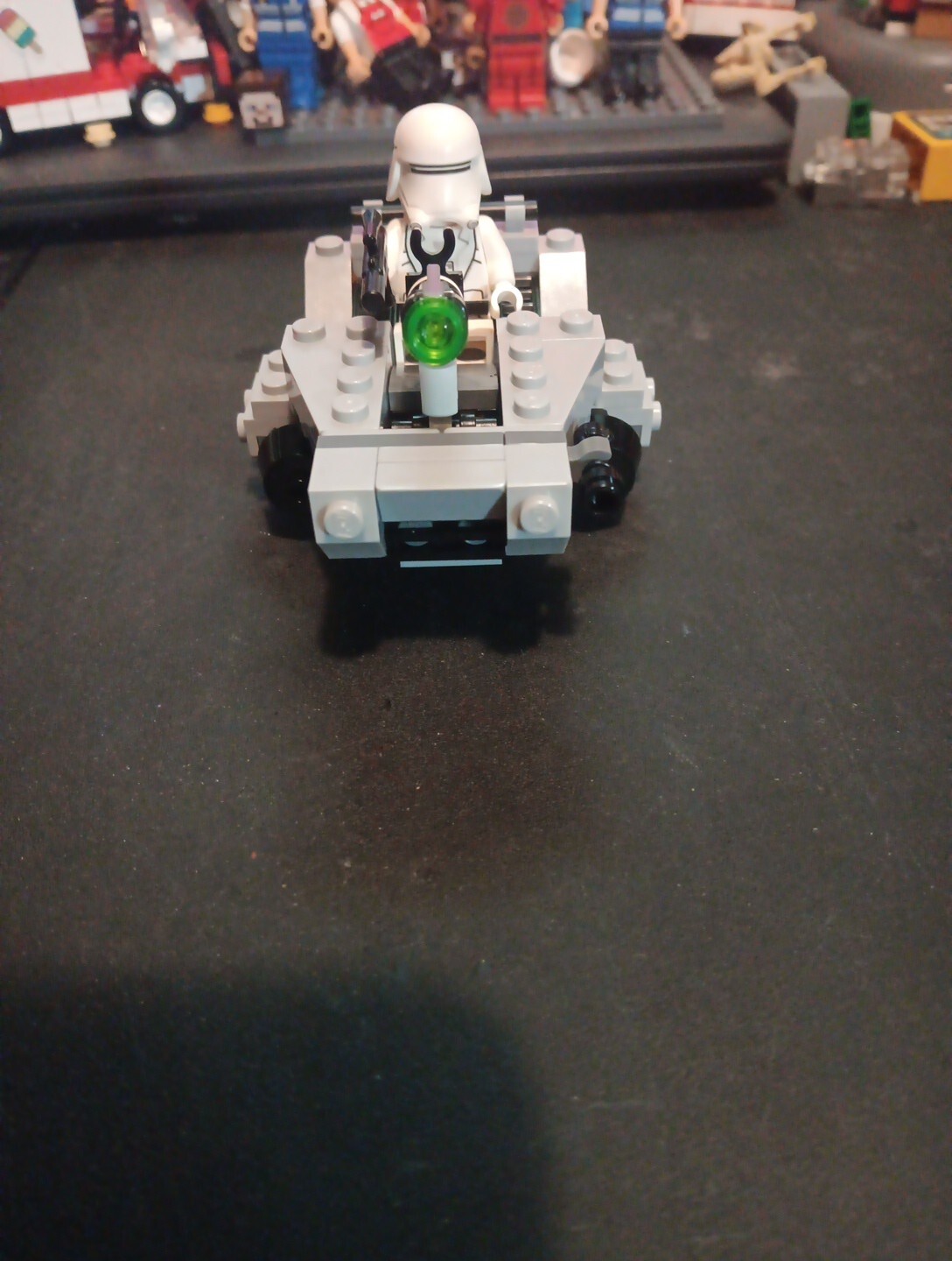 Picture 2 of 4