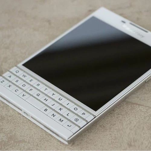 BlackBerry Passport - 32GB - Black (Unlocked) Smartphone