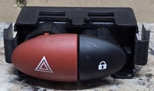 2008 RENAULT TWINGO 1.2 PETROL  -  HAZARD + DOOR LOCK SWITCHES  -  8200214896