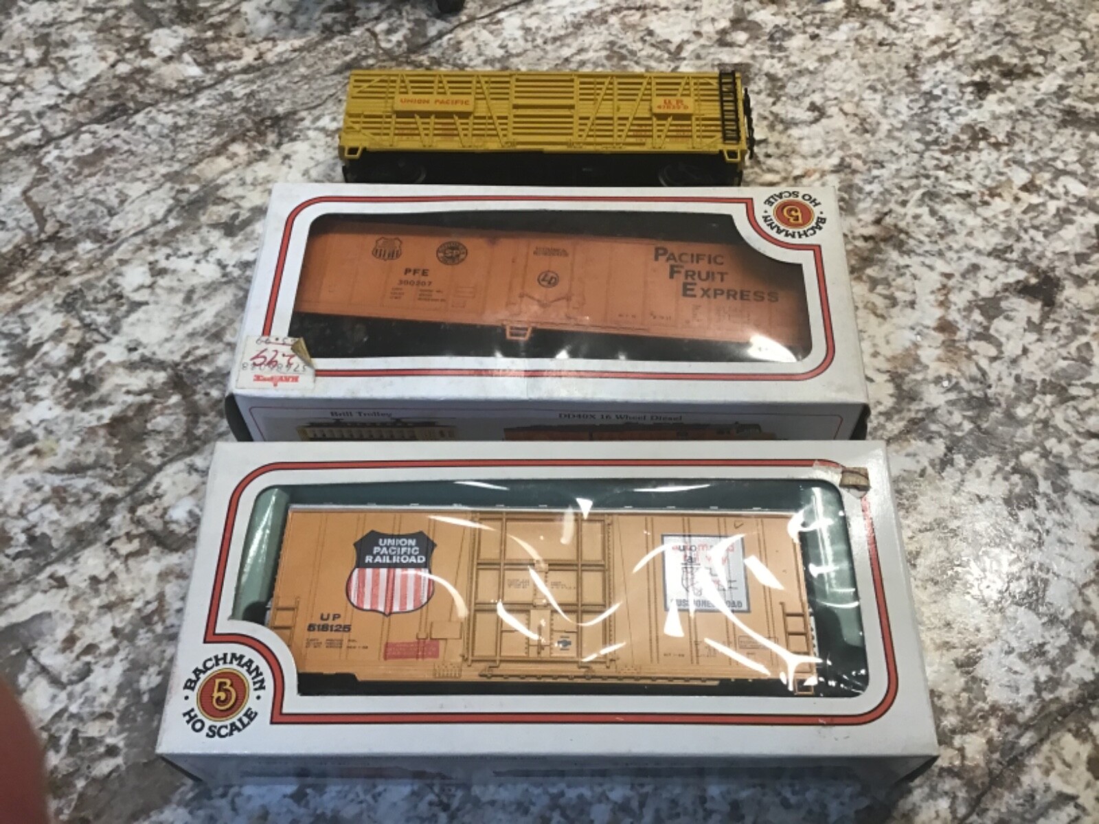 Picture 1 of 3