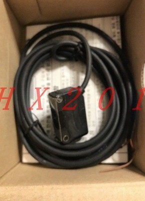 ONE NEW Autonics Photoelectric Switch BJ100-DDT-P#iv