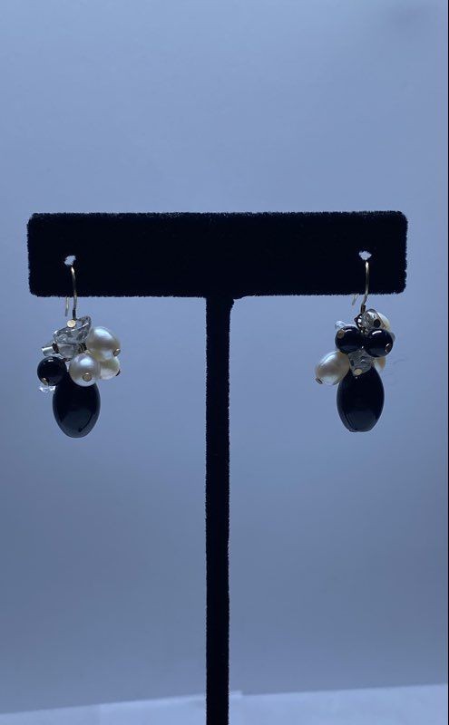 14K Yellow Gold Onyx & Freshwater Pearl Cluster Dangle Earrings Stamped 999 6.1g