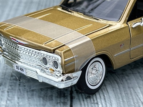 ANSON CHEVROLET IMPALA SS 409 1963 GOLD 1:30 DIECAST METAL BOXED 10105 - Picture 22 of 24