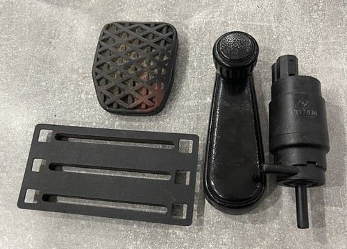 BMW E30 verschiedene Teile (Für Fensterheber, Pedale & Wasserpumpe)