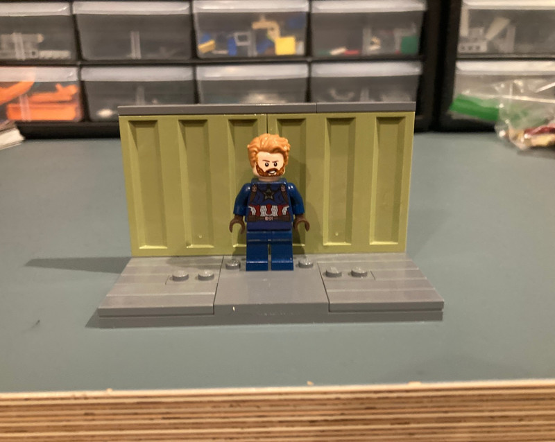 Lego Marvel Minifigure lot captain America