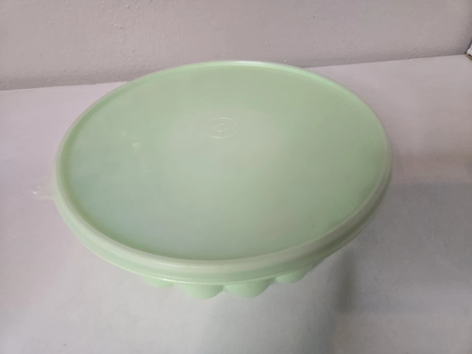 Vintage Tupperware Three Piece Jello Ice Ring Mold Mint Green 3 Pieces - Image 2 of 4