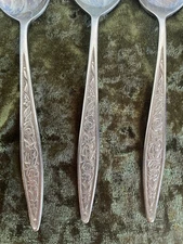 Ekco Eterna SANTIAGO ~ 3 Teaspoons~ Floral Design With Black Background Japan