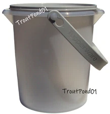 Tupperware Giant Canister Bucket Handle 8 1/2 Quarts Gray Silver Bulk Storage