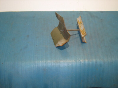 Onan DJC Center Cylinder Baffle